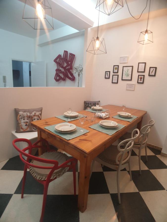 Stella-Guesthouse Solarino Bagian luar foto