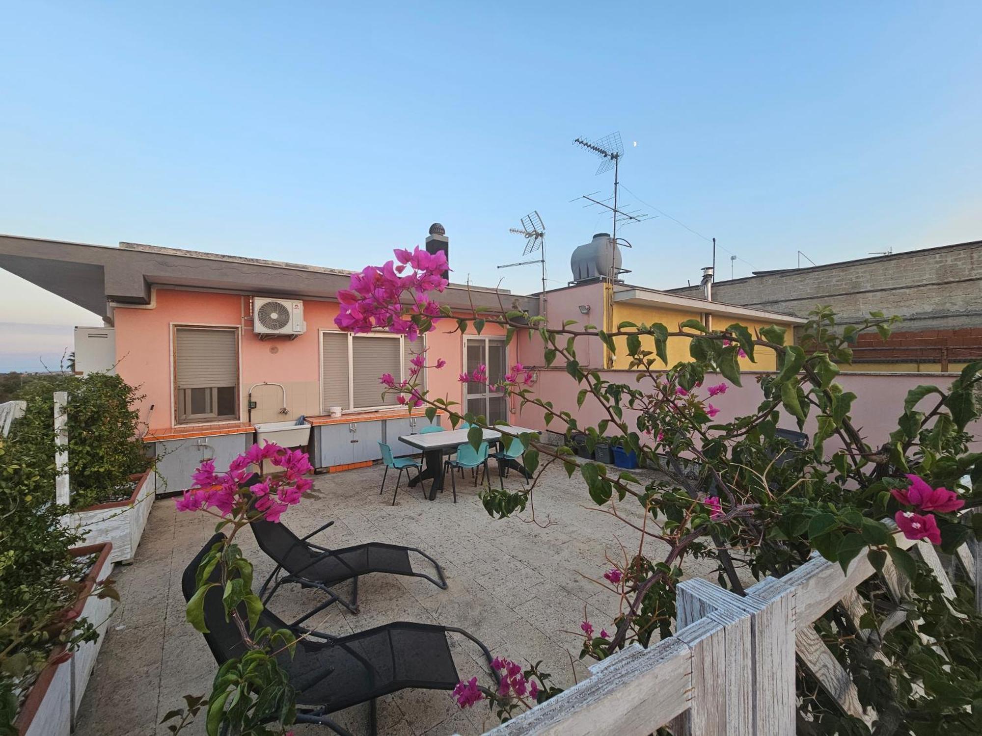 Stella-Guesthouse Solarino Bagian luar foto